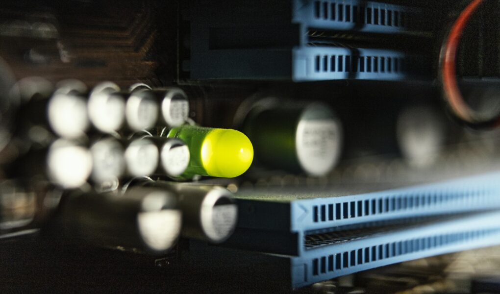 GeForce RTX 5050 – rewolucja w budżetowym segmencie kart graficznych NVIDII