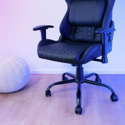 Fotel gamingowy TRUST GXT708 RESTO CHAIR BLACK-2